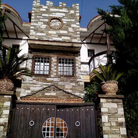 Villa Kornilia Larissa