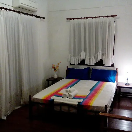 Villa Kornilia Villa Larissa