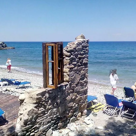 Villa Kornilia Willa Larissa